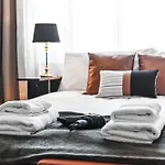 Prime Location Apartment In Camden 4 Mins To Kings Cross, 1 Mins To Euston