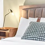 Prime Location Apartment In Camden 4 Mins To Kings Cross, 1 Mins To Euston